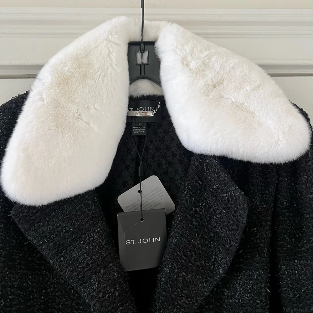 St. John Soft Jacket, Size 12 - Picture 5 of 11